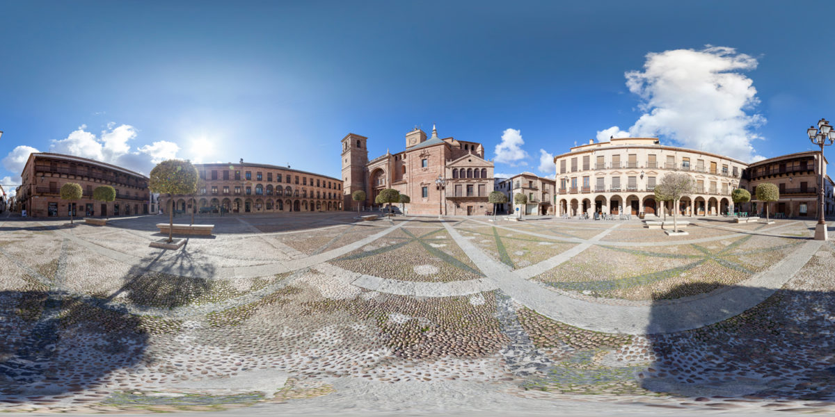 Main Square with the Cathedral. Villanueva de los Infantes, Ciudad Real, Spain